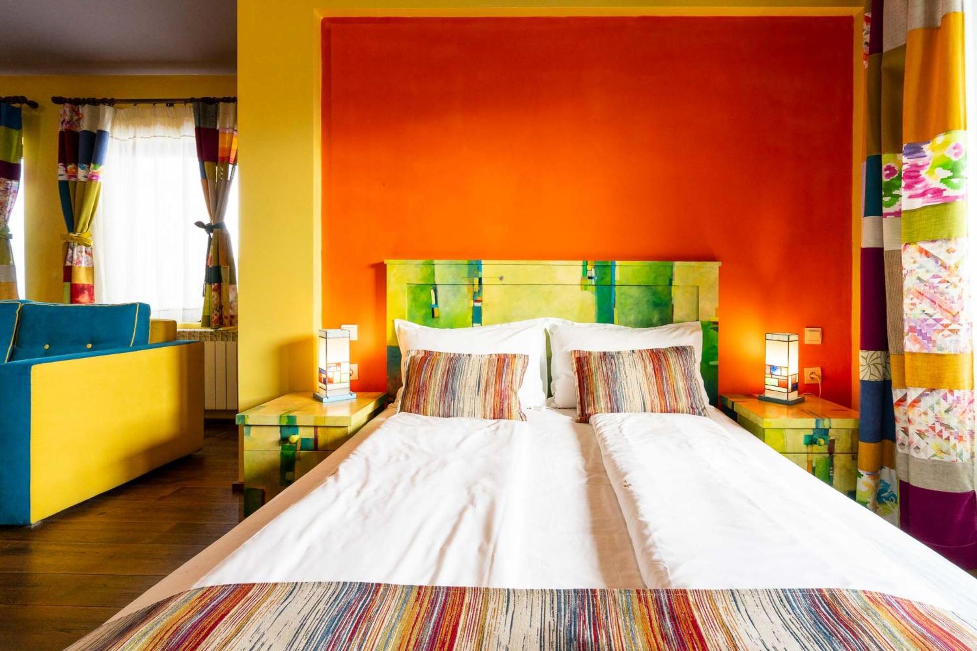 Hotel Casa Art Oreshak  Bagian luar foto