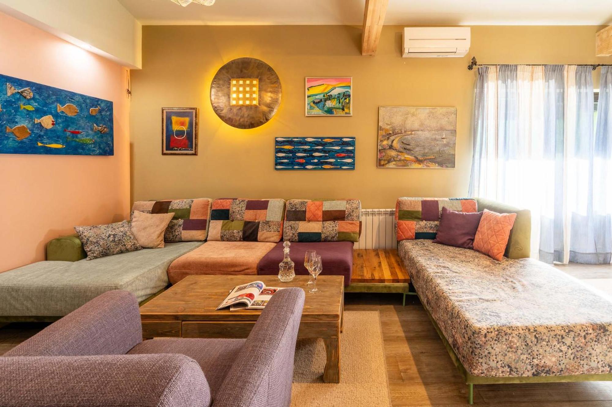 Hotel Casa Art Oreshak  Bagian luar foto